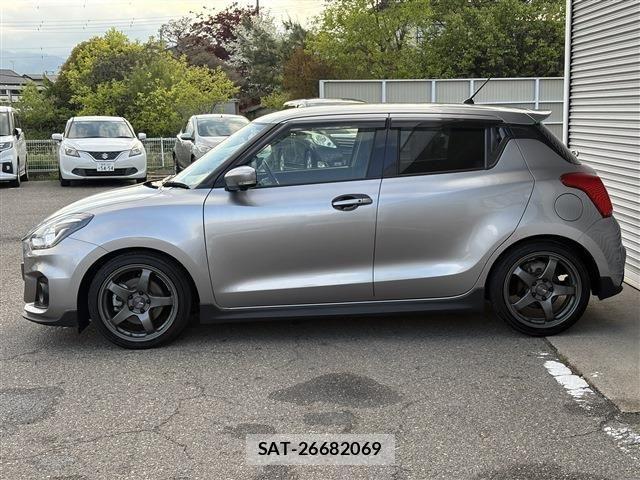 Suzuki SWIFT 2021-05 7252495-5