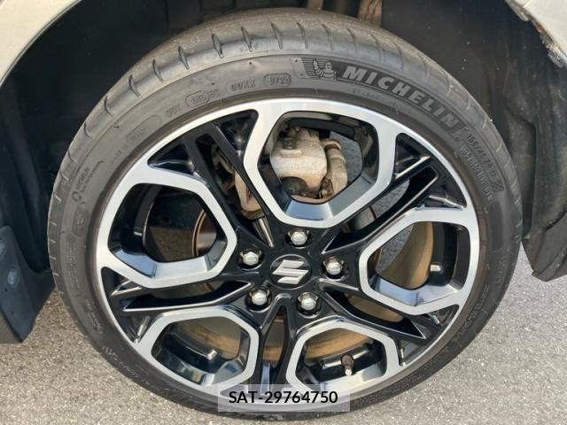 Suzuki SWIFT 2020-09 7252500-7