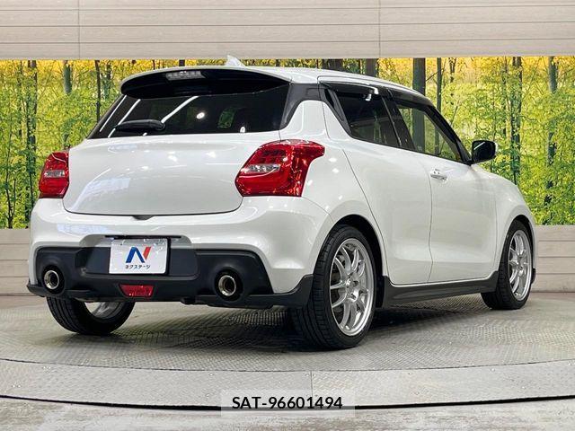 Suzuki SWIFT 2019-10 7252498-16
