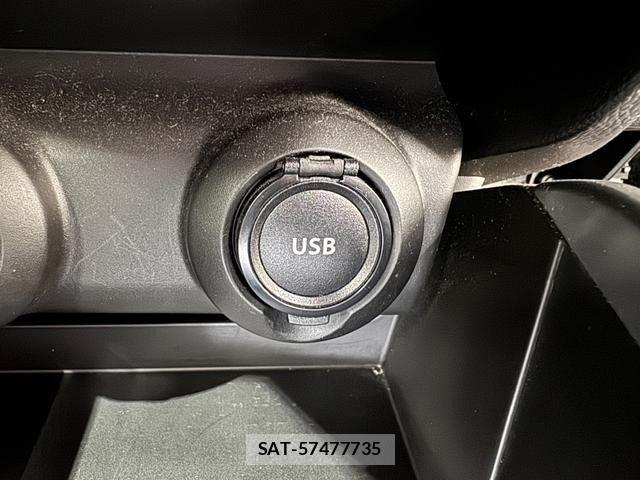 Suzuki SWIFT 2017-09 7252497-27