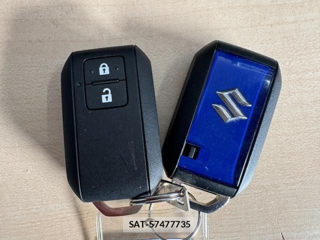 Suzuki SWIFT 2017-09 7252497-29