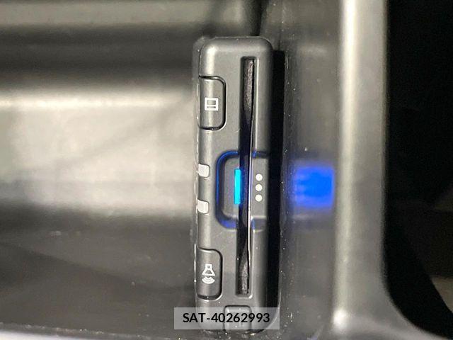 Suzuki SWIFT 2018-01 7273061-6
