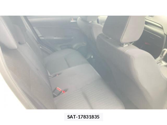 Suzuki SWIFT 2014-11 7273060-14