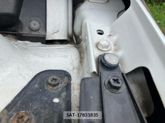 Suzuki SWIFT 2014-11 7273060-21