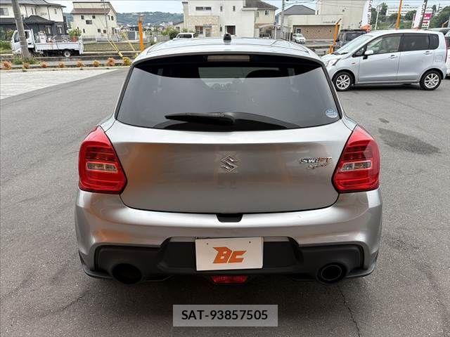 Suzuki SWIFT 2021-02 7273058-13