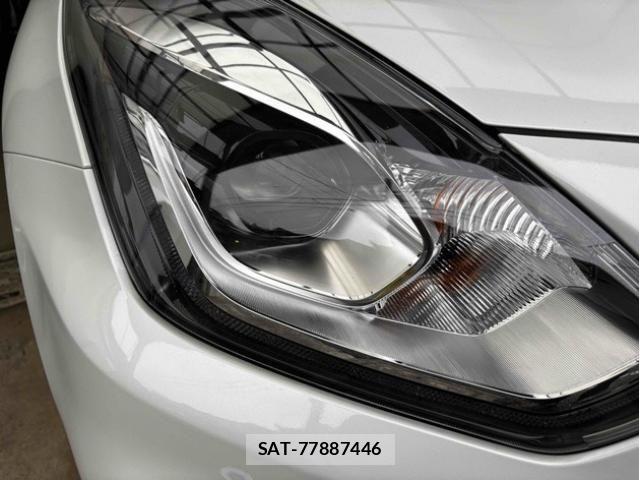 Suzuki SWIFT 2019-11 7272614-9