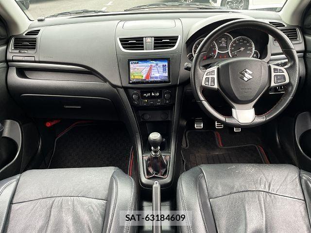 Suzuki SWIFT 2013-01 7330449-1