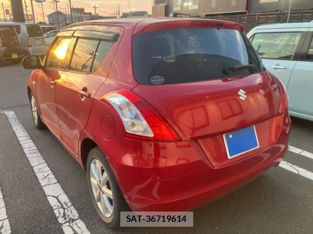 Suzuki SWIFT 2015-06 7330458-5