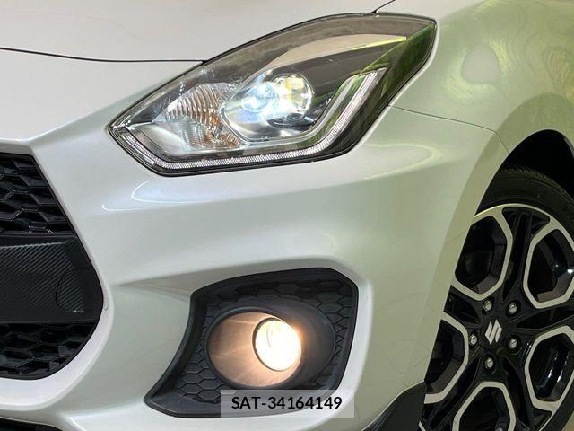 Suzuki SWIFT 2018-05 7330439-11