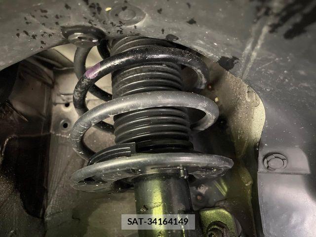 Suzuki SWIFT 2018-05 7330439-19
