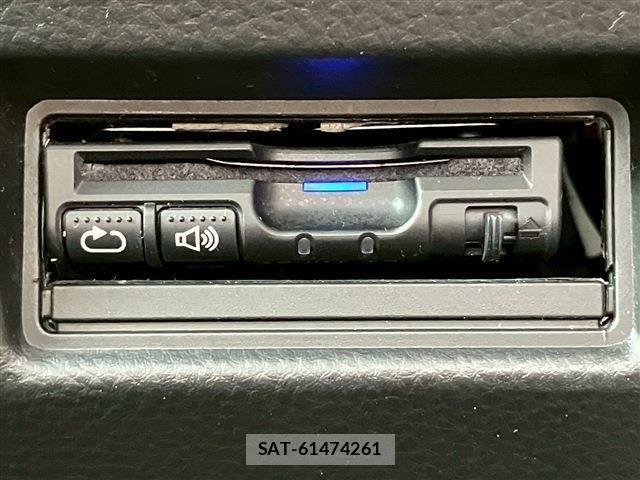 Suzuki SWIFT 2012-09 7332714-23