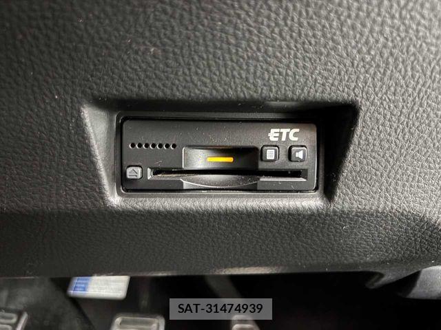 Suzuki SWIFT 2013-11 7330452-12