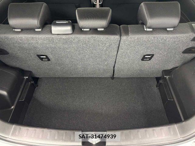 Suzuki SWIFT 2013-11 7330452-21