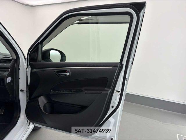 Suzuki SWIFT 2013-11 7330452-26