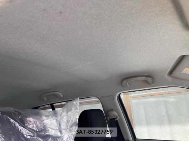 Suzuki SWIFT 2010-03 7330459-14