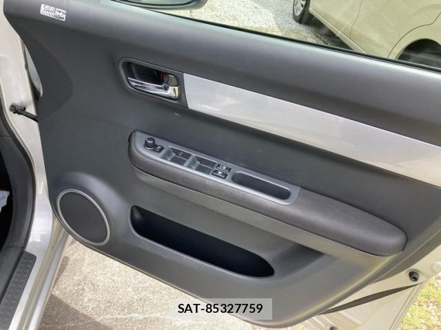 Suzuki SWIFT 2010-03 7330459-15