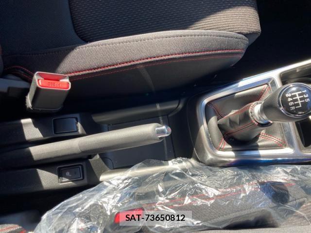 Suzuki SWIFT 2025-10 7330426-23