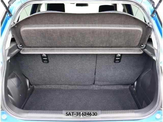 Suzuki SWIFT 2021-11 7330429-10