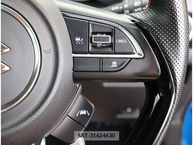 Suzuki SWIFT 2021-11 7330429-23