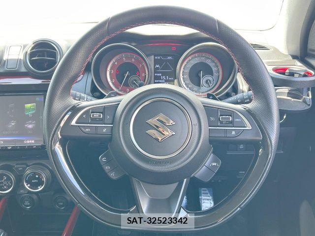 Suzuki SWIFT 2019-03 7330432-11