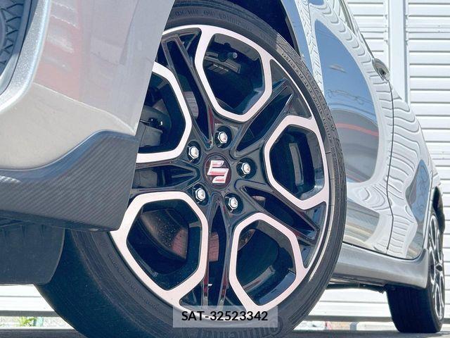 Suzuki SWIFT 2019-03 7330432-13