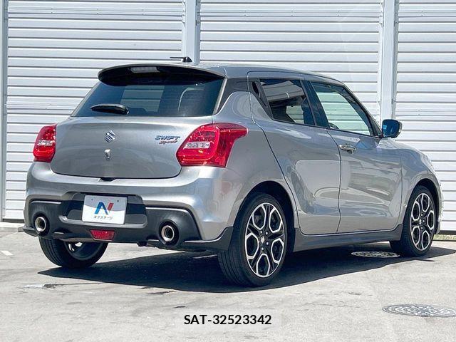 Suzuki SWIFT 2019-03 7330432-17