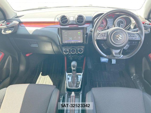 Suzuki SWIFT 2019-03 7330432-1