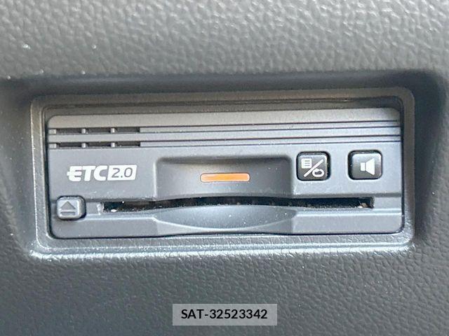Suzuki SWIFT 2019-03 7330432-7