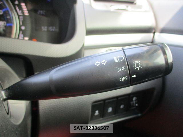 Suzuki SWIFT 2016-10 7330445-22
