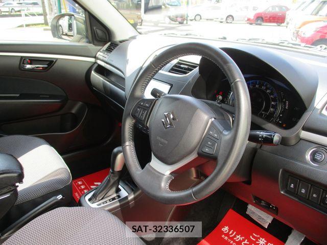 Suzuki SWIFT 2016-10 7330445-7
