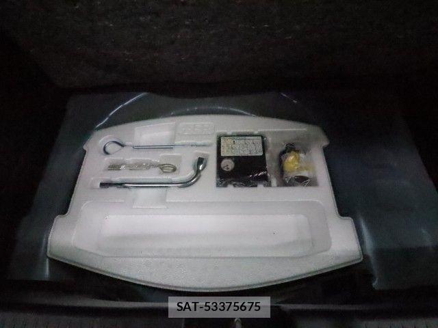 Suzuki SWIFT 2023-02 7330431-11