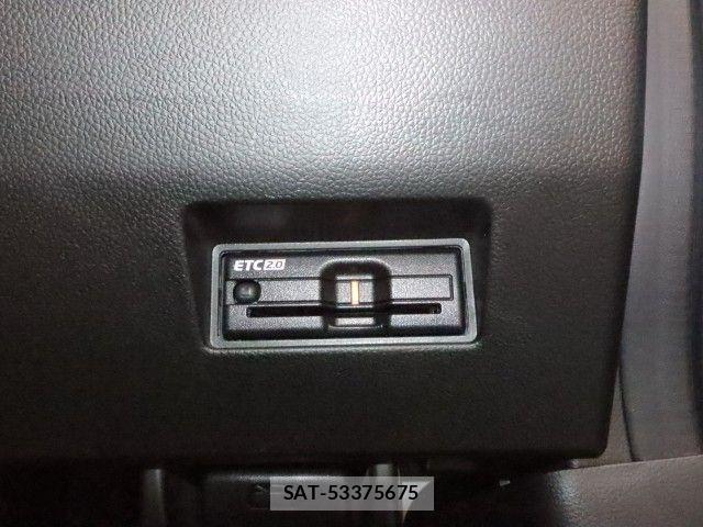 Suzuki SWIFT 2023-02 7330431-16