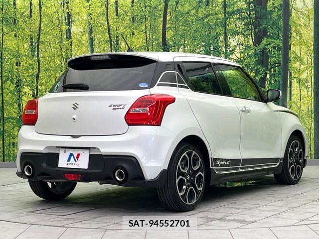 Suzuki SWIFT 2020-04 7330434-16
