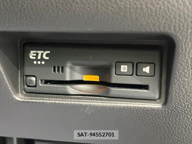 Suzuki SWIFT 2020-04 7330434-5