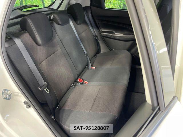 Suzuki SWIFT 2018-03 7330442-9