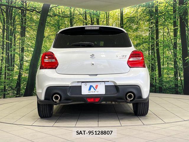 Suzuki SWIFT 2018-03 7330442-16