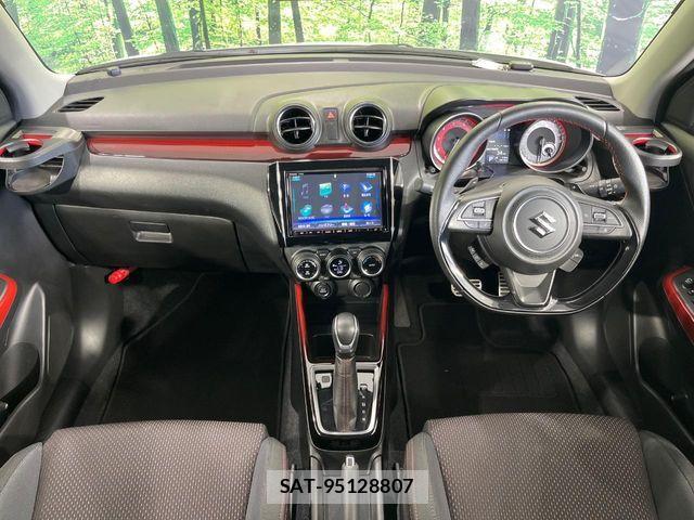 Suzuki SWIFT 2018-03 7330442-1