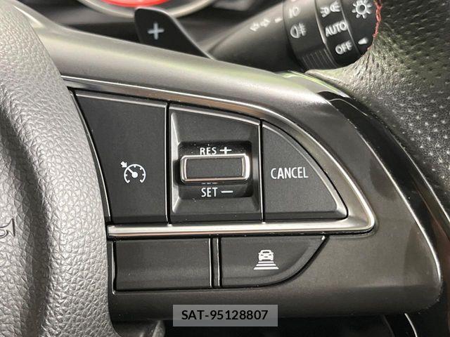 Suzuki SWIFT 2018-03 7330442-5
