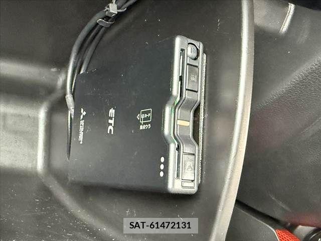 Suzuki SWIFT 2022-05 7330430-28