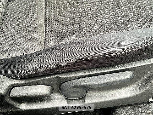 Suzuki SWIFT 2015-10 7330454-10