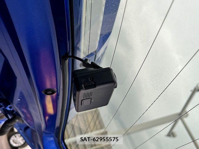 Suzuki SWIFT 2015-10 7330454-11