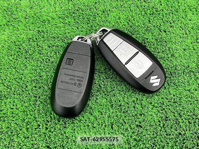 Suzuki SWIFT 2015-10 7330454-25