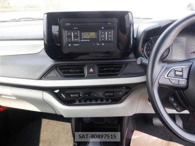 Suzuki SWIFT 2024-05 7330425-4