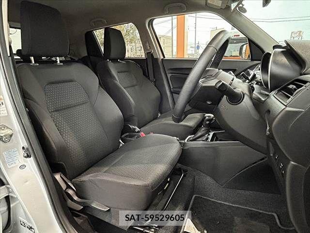 Suzuki SWIFT 2019-02 7360055-15