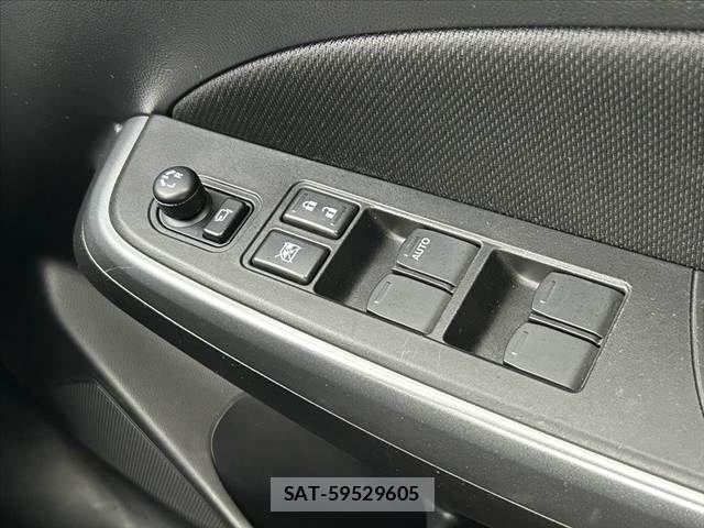 Suzuki SWIFT 2019-02 7360055-25