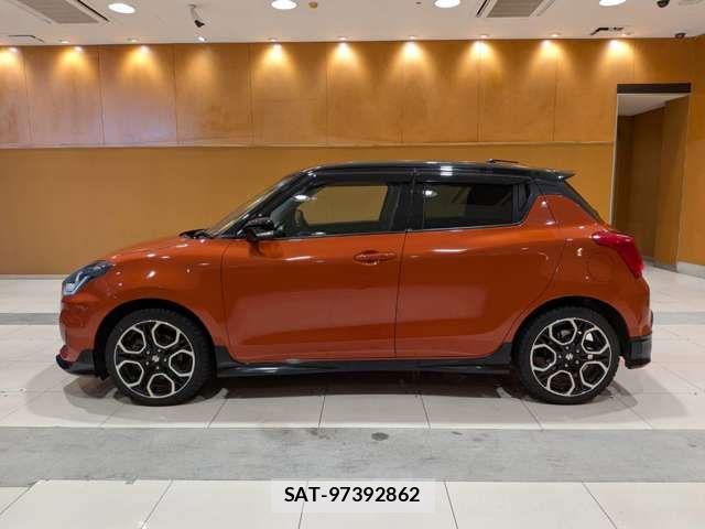 Suzuki SWIFT 2023-03 7360051-11