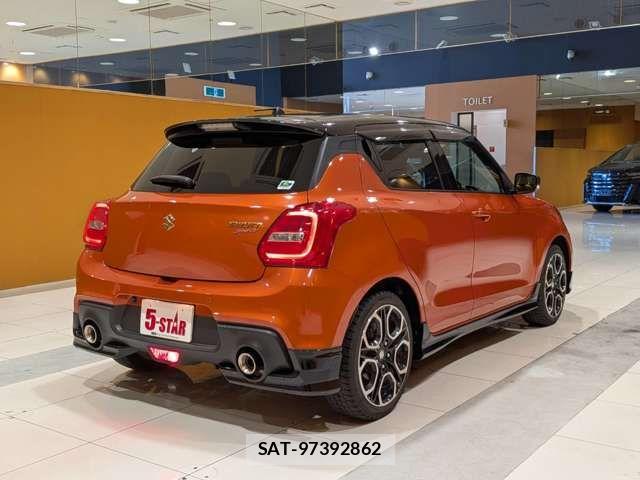 Suzuki SWIFT 2023-03 7360051-14