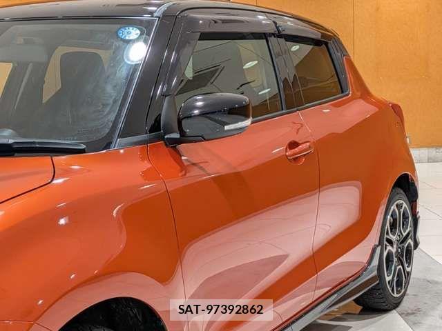 Suzuki SWIFT 2023-03 7360051-18