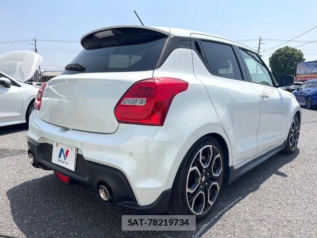 Suzuki SWIFT 2024-10 7360045-16