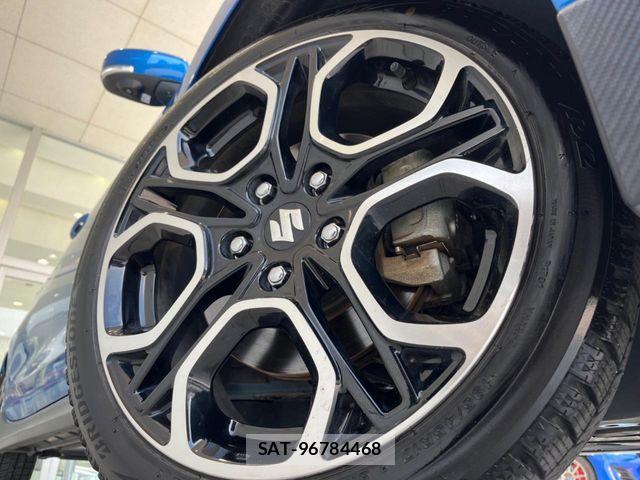 Suzuki SWIFT 2018-03 7360052-11